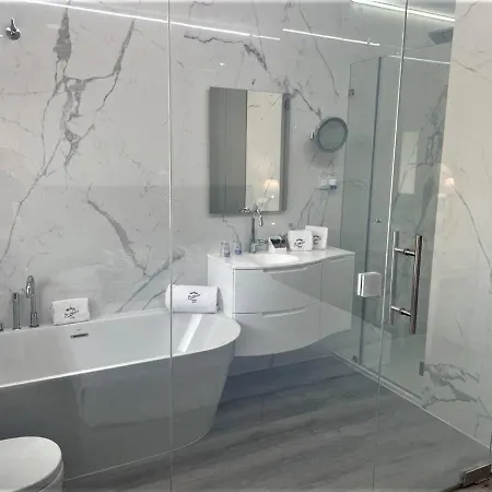 Hotel Picasso 3*